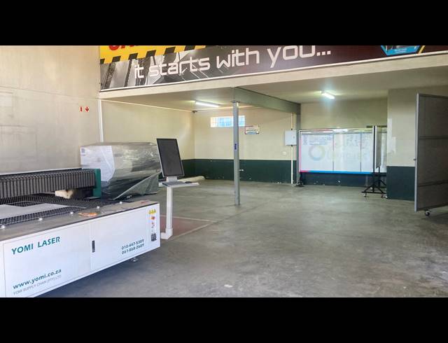 1,500M² WAREHOUSE FOR SALE IN KYA SANDS